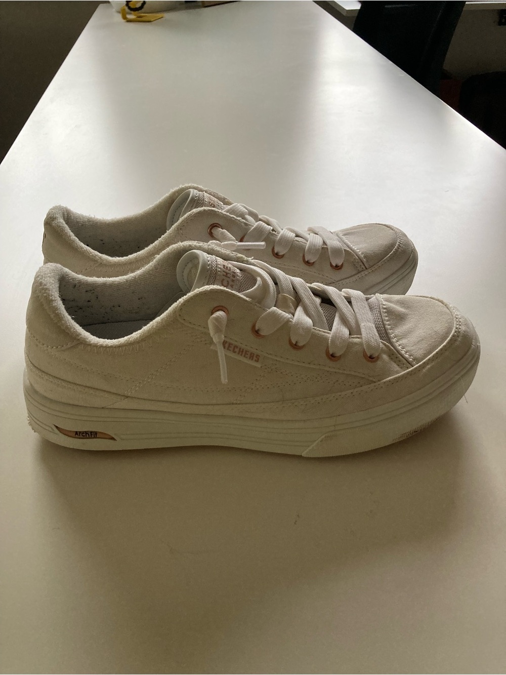 Skechers White Sneakers, natural canvas, 7.5 Wide